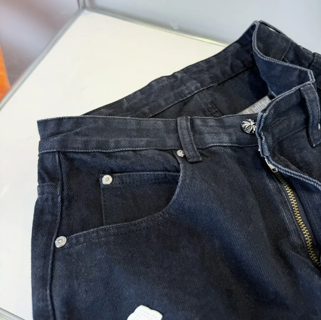 P280 Style number: D286 Chrome Hearts Chrome Hearts Jeans Size# 28 30 32 34